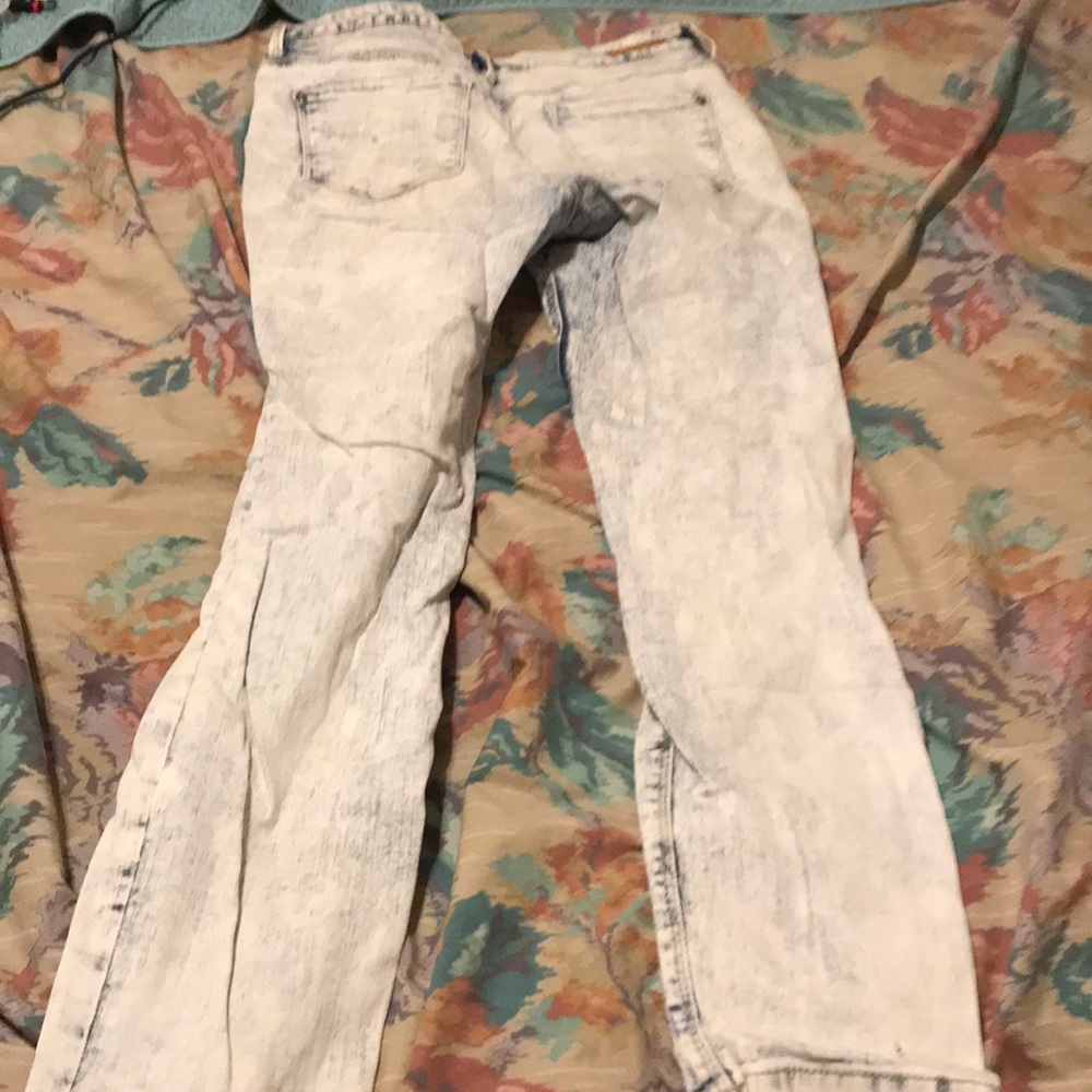 Jeans - Picture 2 of 3